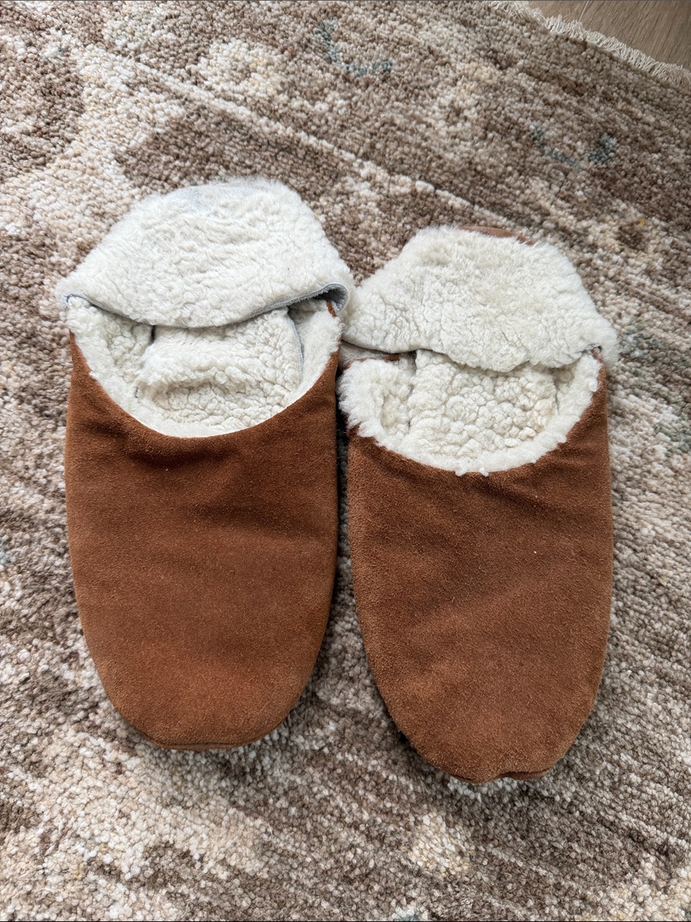 Jenni Kayne Kids Suede Slippers with Cream Shearling Lining